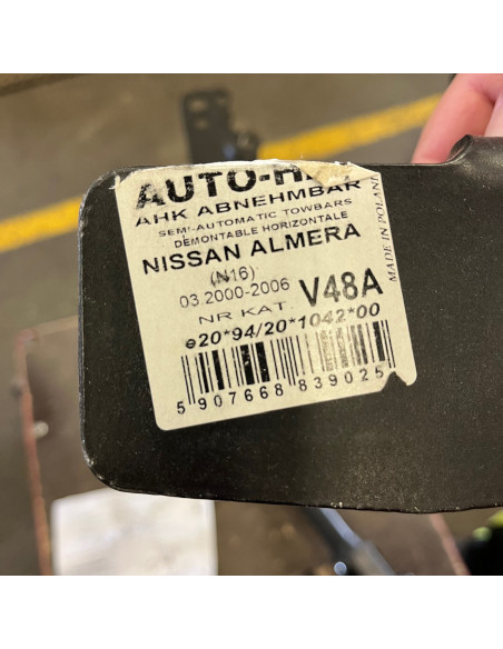 Avtagbar dragkrok - Nissan Almera