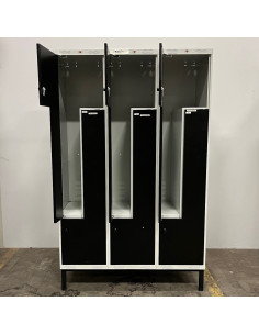 Omklädningsskåp 3 sektioner - svart 2