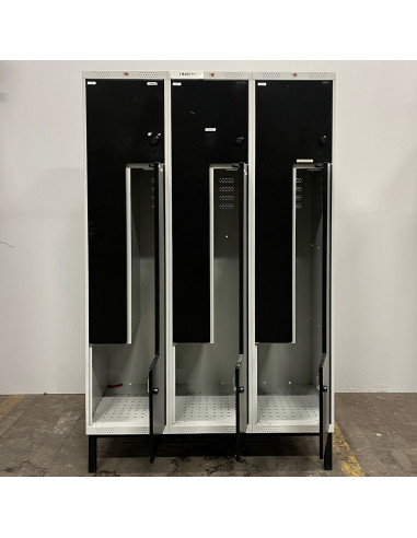 Omklädningsskåp 3 sektioner - svart