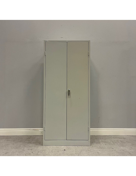 Plåtskåp 800x500 H1800