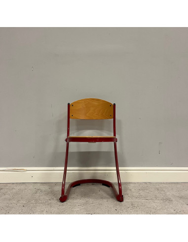 Stapelbar stol - Röd