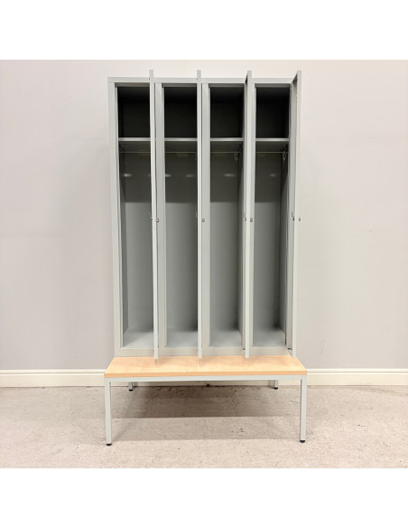 Omklädningsskåp 4 dörrar + bänk