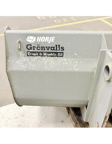 Norje universalskopa 2000 mm - 950 L (Manitou MLT-fäste)