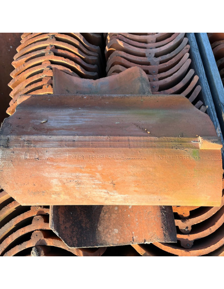 Takpanna, Nyby, Enkupig - Röd